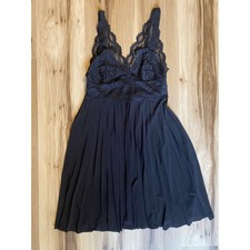 Forever Black Lace Bodice Babydoll Mini Slip Dress V-Neck Pleated Womens Medium