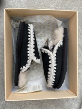 MOU Suede Slippers Women's Size UK 4 Black