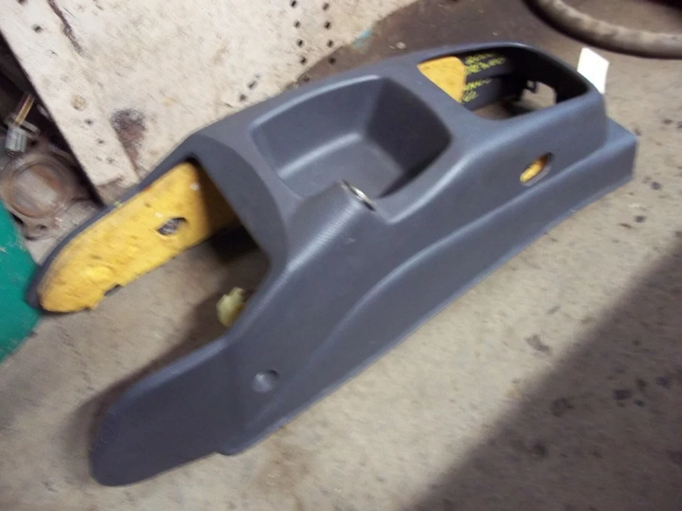 1998-2002 DAEWOO LANOS FRONT FLOOR CENTER CONSOLE SHIFTER BEZEL TRIM OEM - Image 3 of 4