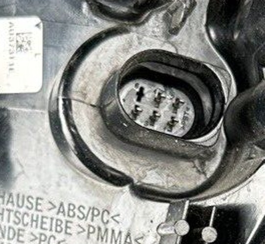 Adaptateur Feux Arrière LED Pour Audi A3 8V 5 Portes - Conversion Facelift - VA9482