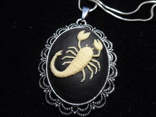 ANTIQUE SILVER SCORPIO CAMEO NECKLACE 18" CHAIN LARGE PENDANT