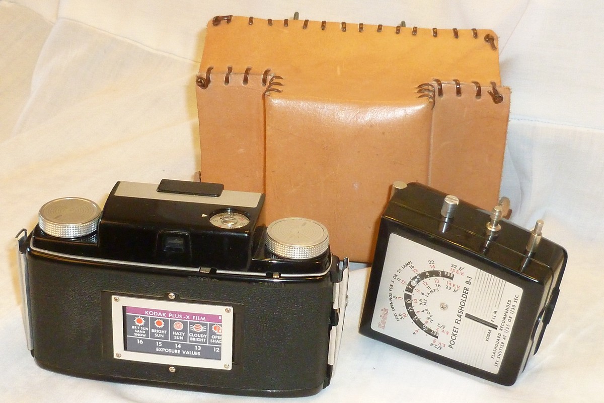 Appareil Photo Vintage Kodak Pony II – Avec étui – Excellent état