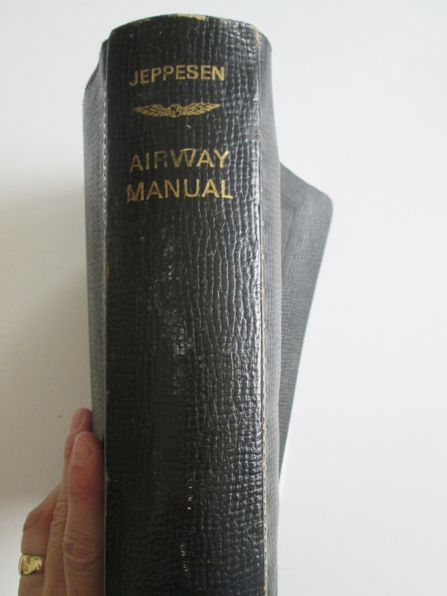 JEPPESEN AIRWAY MANUAL Pilot Leather Binder Book Maps Charts