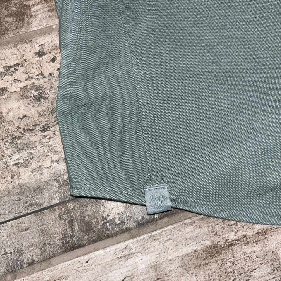 Lululemon Lightweight Camp Collar Sz L Green Button Down Mens Shirt