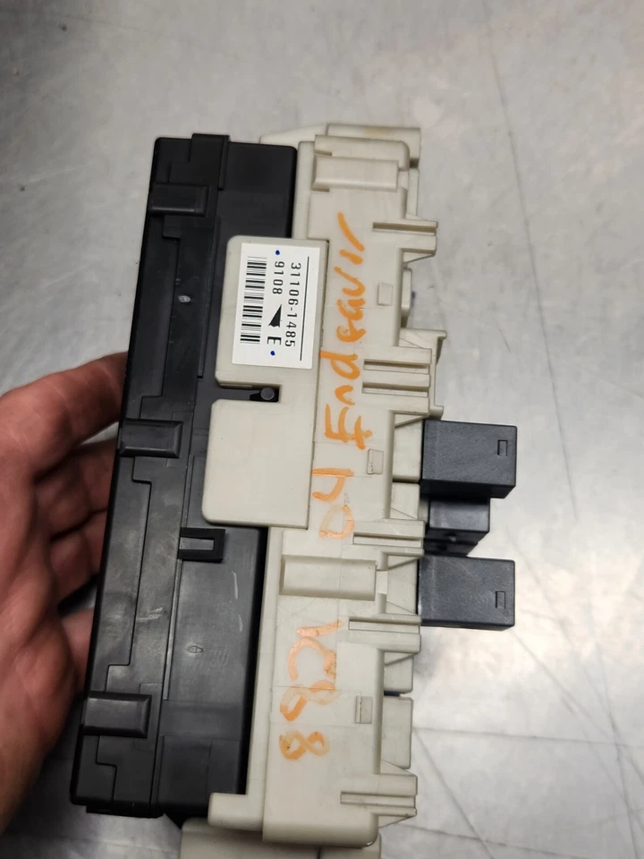 Módulo de control de alarma y tiempo de bloqueo de robo Mitsubishi Endeavor 2004-2006 MN141424 Foto 4 de 4