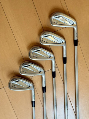 MINT Mizuno JPX 925 Forged Iron Set 6-PW Dynamic Gold 105 S200 Stiff RH 2025