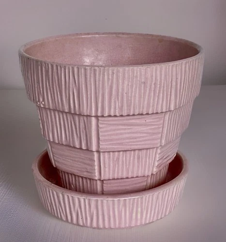 Vtg Mid-Century Pink Basketweave Ceramic McCoy Pottery Flower Pot & Saucer 6"
