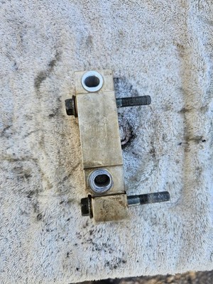 2013 Polaris RZR 900 xp4 EFI Transmission Joint Bracket Mount Engine