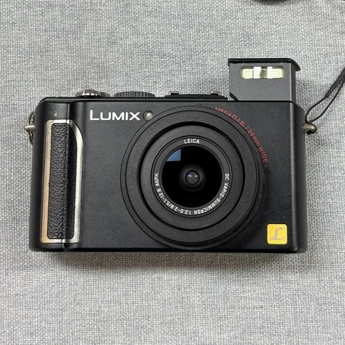 Panasonic LUMIX DMC-LX3 Digital Camera 10.1MP 2.5x Optical Zoom Black -Tested - product listing photo