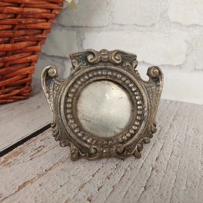 Cadre de photo antique rond en laiton argenté avec verre Art Nouveau France - Photo 1/4