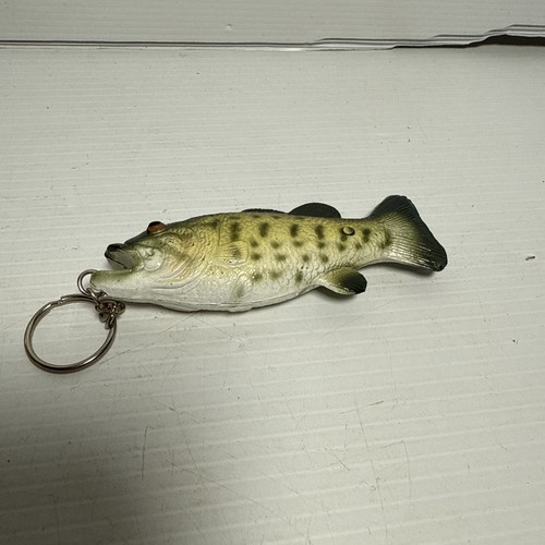 Billy Bass Singing KeyRing Keychain Vintage Working Sings