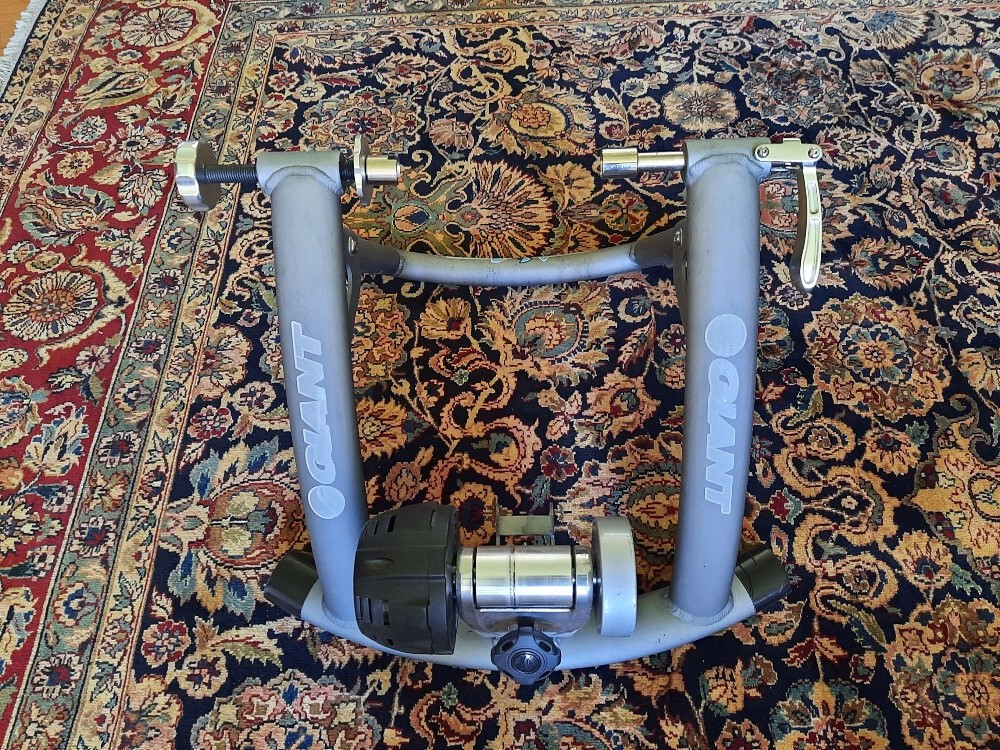 Giant Cyclotron Auto Bicycle Stationary Trainer HEAVY