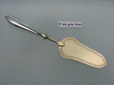 Jugendstil - -- TORTENHEBER Silber - Einsatz mit sch&ouml;ner Gravur, vergoldet -- -