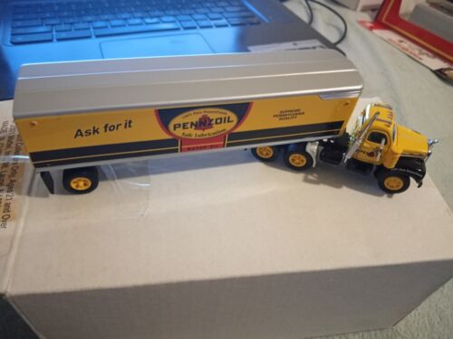 Yellow Diecast Pennzoil Oil Truck - Picture 1 of 1