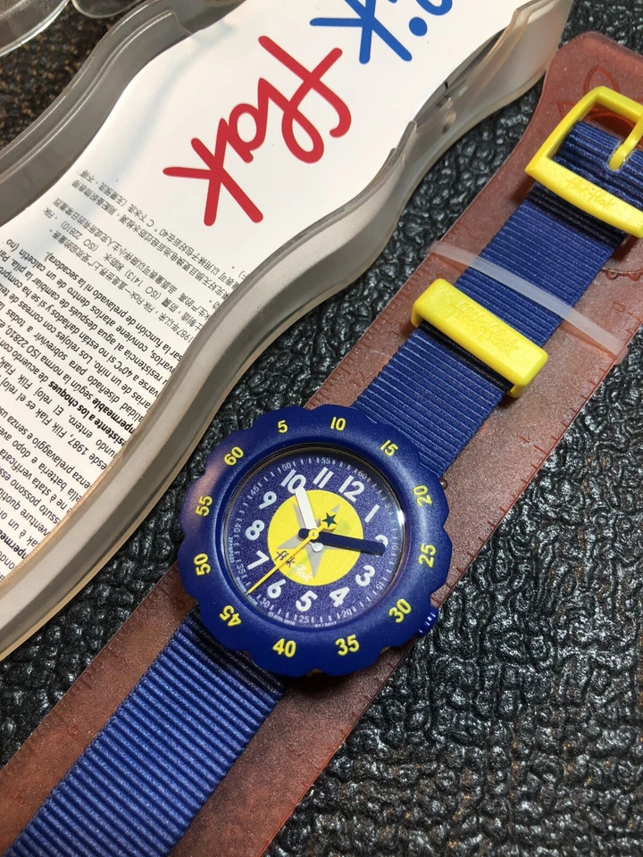 Swiss Swatch Made 2016 Flak Watch Ladies/Youth 33mm Blue NIB New Battery - Image 4 of 4