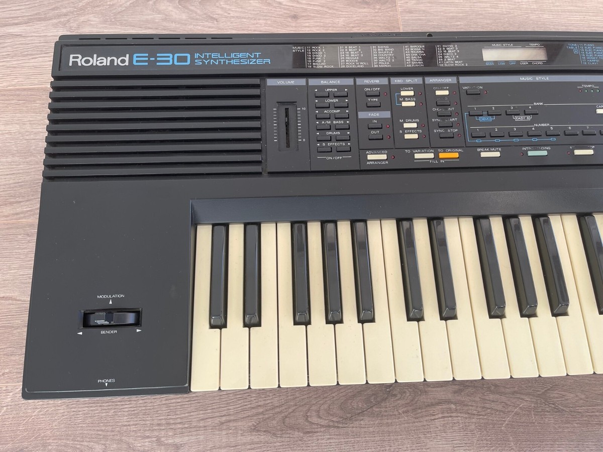 【激レア】【希少品】ROLAND インテリジェント　シンセサイザー　E-30 Vintage 198* Roland E-30 Intelligent Synthesizer | eBay