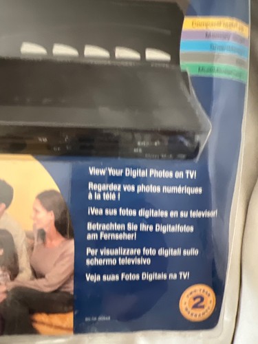 SanDisk Digital Photo Viewer, Model # SDV1-A w/remote - Picture 3 of 3