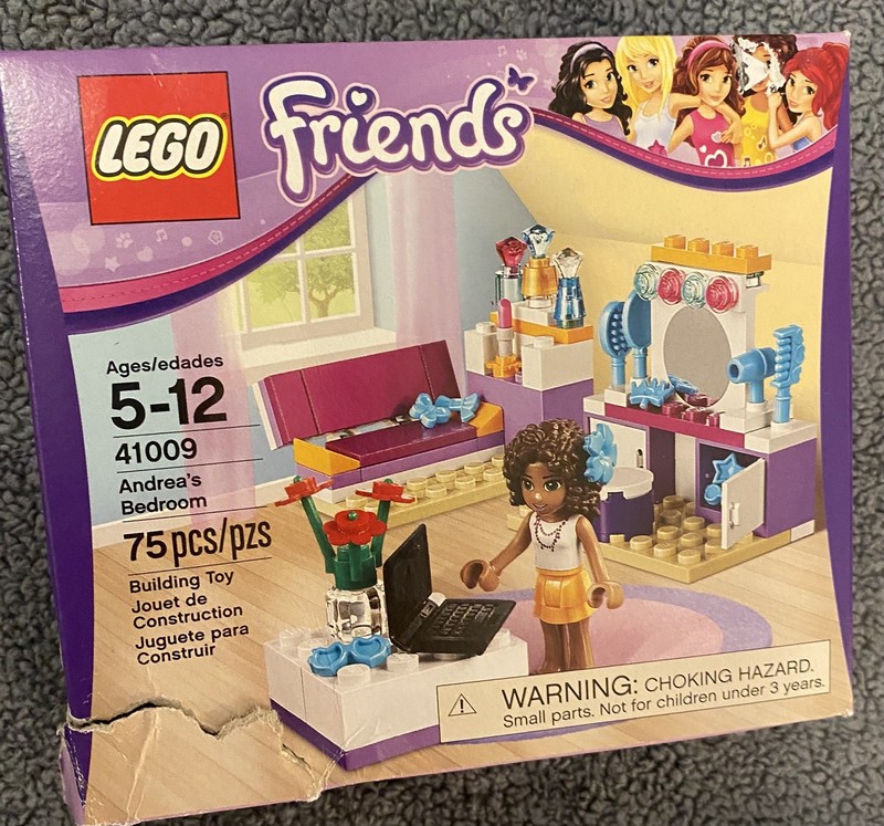 NEW Lego Friends ANDREA'S BEDROOM Set #41009 w Vanity, Mirror, Daybed 