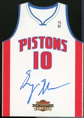 Greg Monroe /99 2010-11 Panini Threads Rookie Team Threads Home Autographs #21 