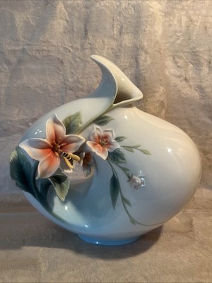 Franz Porcelain Vase Flowers With Bee Large FZ00672 9.5  X 9 