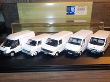 FORD TRANSIT MK1 MINIBUS police Hambourg 1965 au 1/18 de KK-Scale
