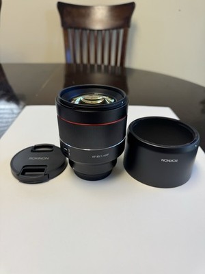 samyang rokinon af 85mm f/1.4 Native Canon RF mount camera lens