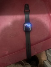 Apple Watch Series 3 38 mm Gray Aluminum Case with Black Aluminium Band