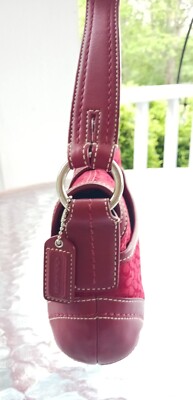 バッグ Coach Signature Mini Soho Bag Wine Red Coach F10925 SMALL Vintage Cherry Red Soho Y2K Signature C Canvas