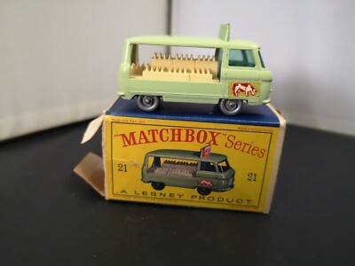 P798-MATCHBOX LESNEY No21C COMMER MILCH SCHWIMMER MIT BOX.SPW