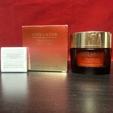 Estee Lauder Nutritious Vitality 8 Night Radiant Moisture Creme 1.7 Oz/50 ml NIB