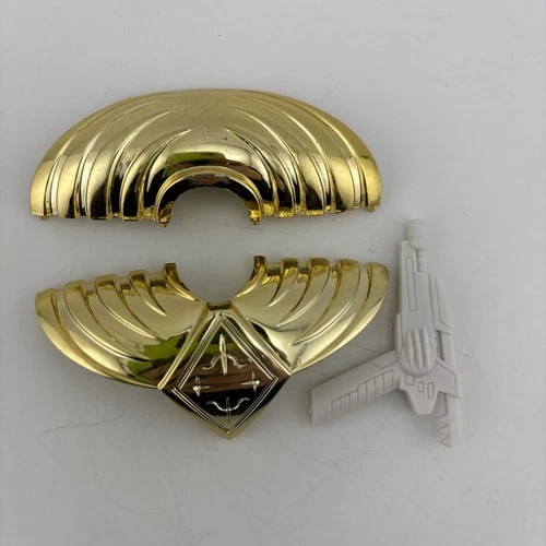 Vintage Bandai Mighty Morphin Power Rangers 8" MMPR Green Ranger Armor Parts