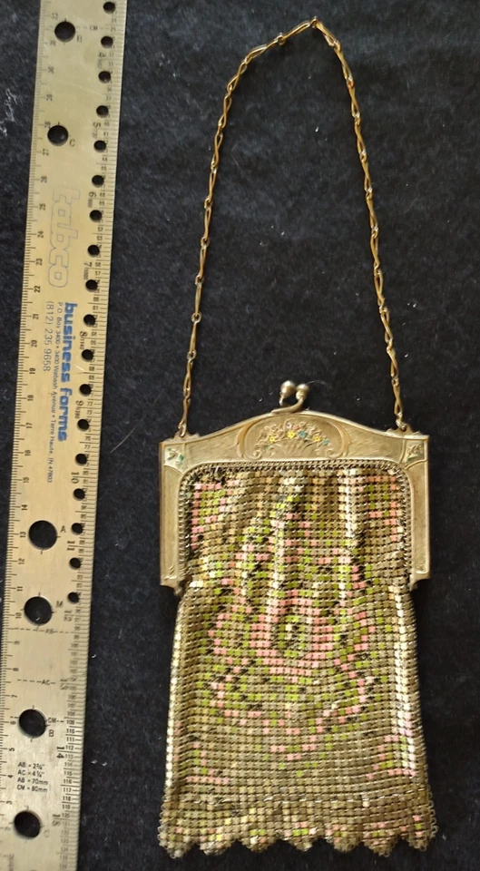 1920s Vintage 7" Mesh Link Handbag Art Deco Flapper Girl -likely Whiting & Davis - Image 2 of 3