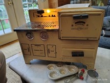 Electric "Empire" Vintage Metal Toy Stove - works