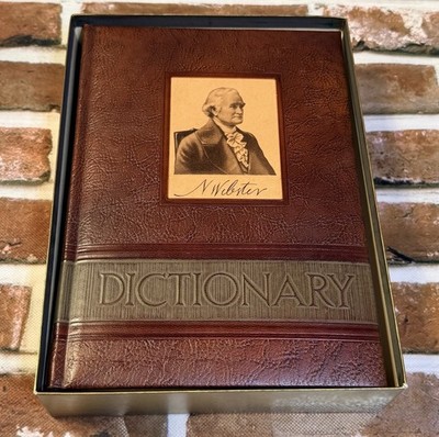 Webster's New Collegiate Dictionary 2nd Edition Copyright 1951 Leatherlike Cover