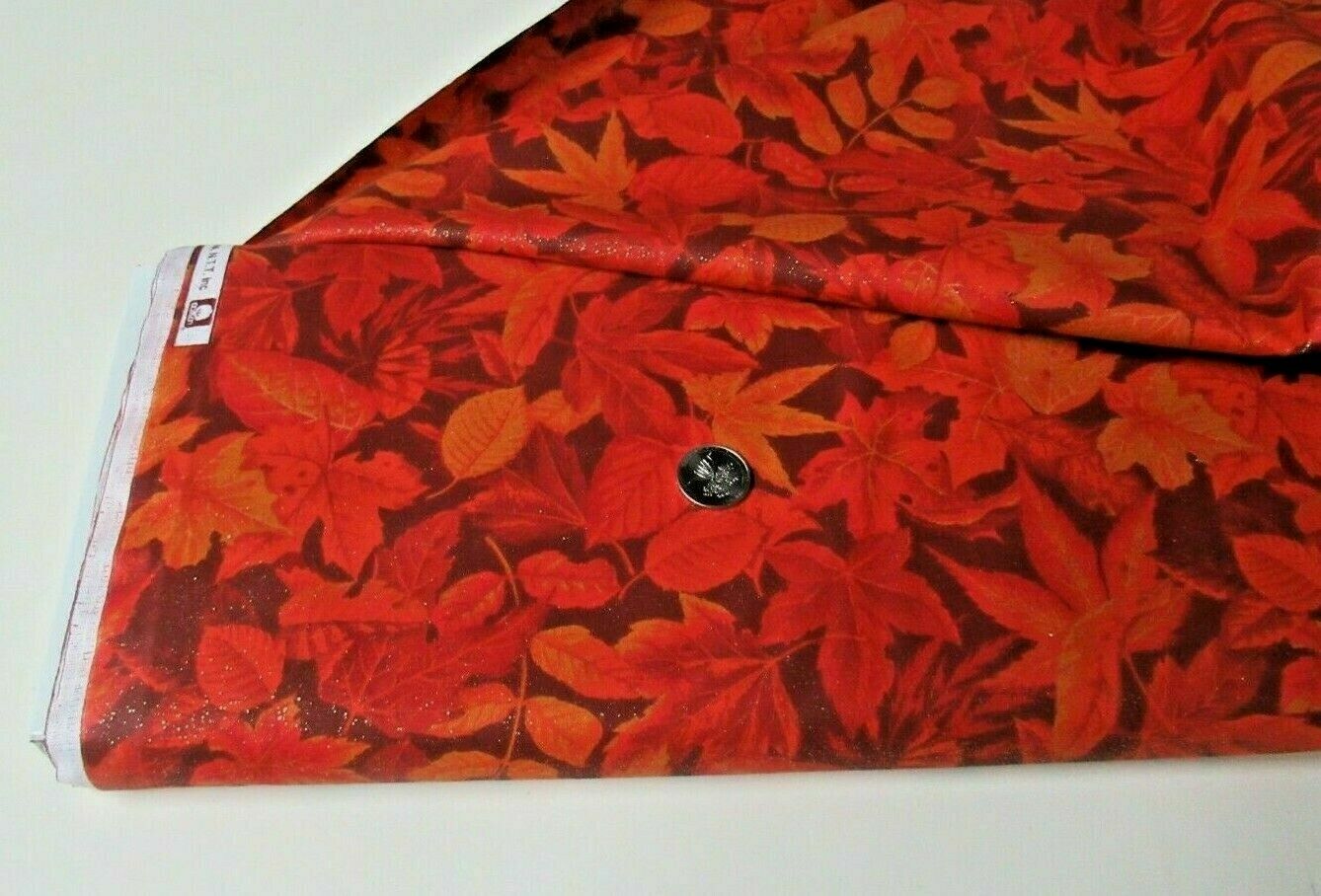 "HARVEST LEAVES/RUSTIC/GOLD METALLIC" - FABRIC TRADITION - BTHY - 18"X44"