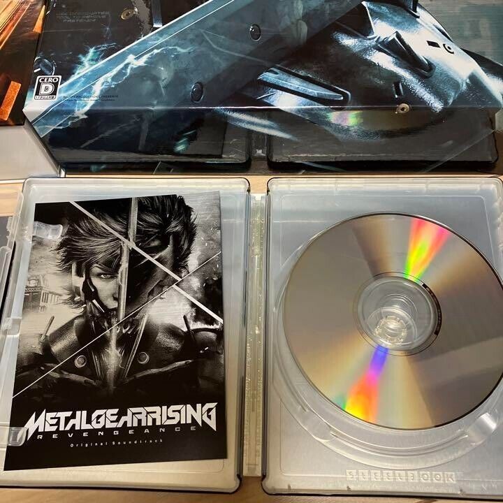 METAL GEAR RISING REVENGEANCE Limited Edition Set Playstation3 Game Software