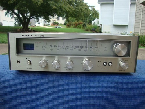 Beautiful Nikko NR-315 / NR315  AM/ FM Stereo Receiver - Tested!