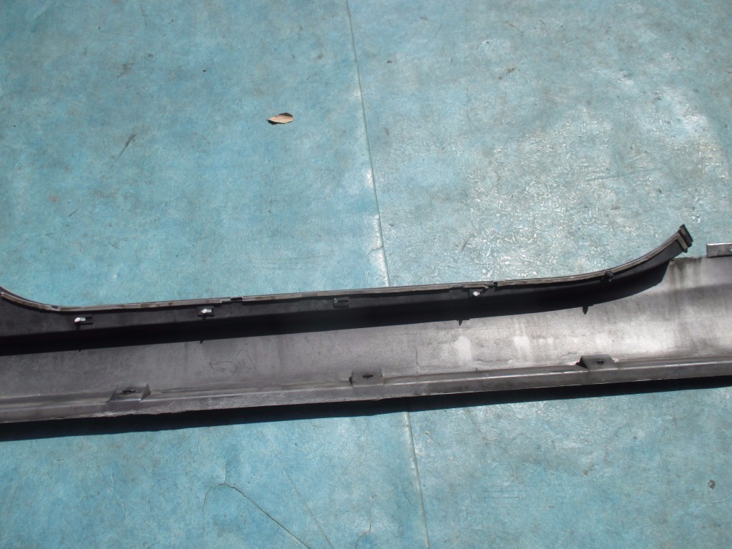Bentley Continental GT GTC right side rocker panel side skirt 