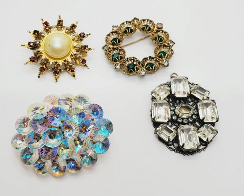 Vintage to Modern Costume Jewelry Brooch Pin Lot (29)