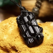 2025Hot Raw Black Tourmaline Pendant Healing Fashion Women Men Necklace Gift Ide