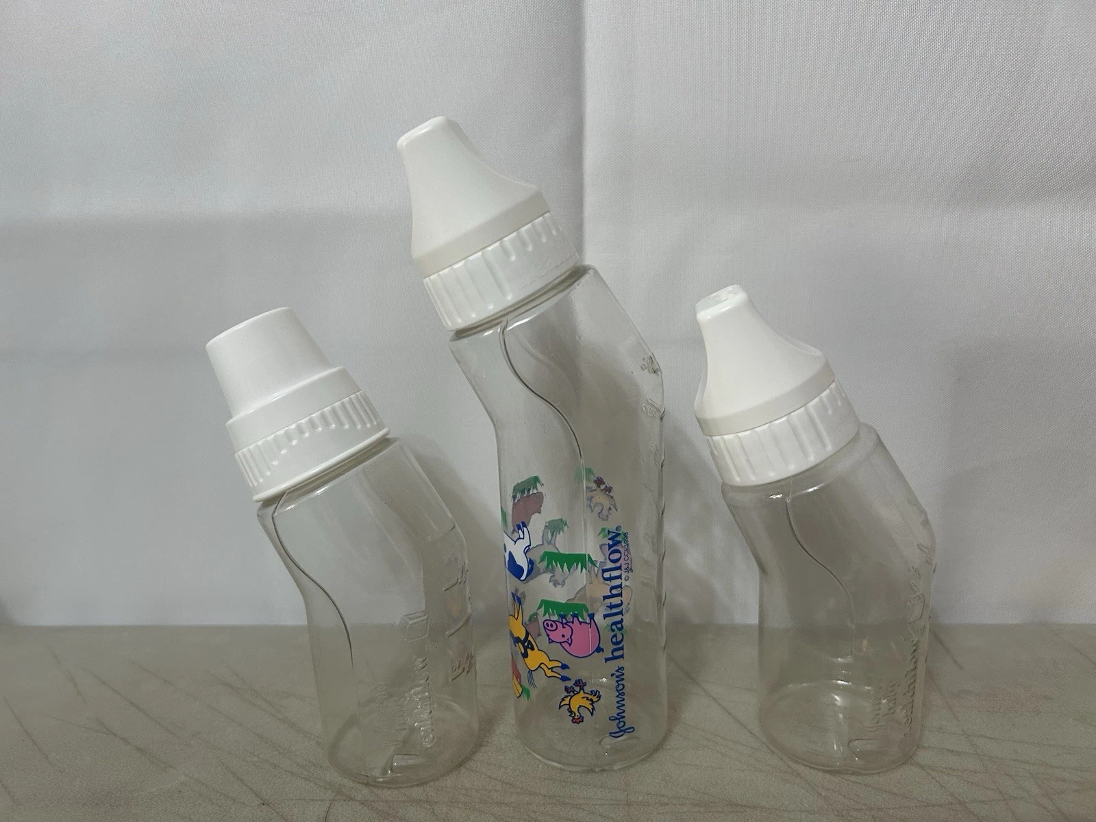 Vintage Johnson’s Healthflow Baby Bottles 1998 Lot Of 3 Angled Up Right Feeding