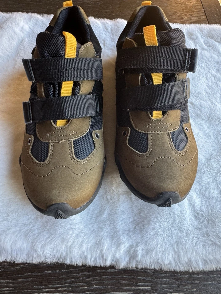 Zapatos Umi Niños Talla 1.5 Marrón Y Amarillo Fácil Cierre Foto 2 de 4