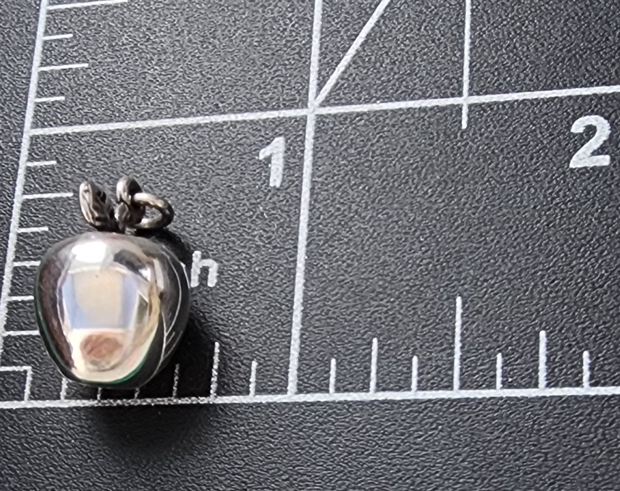 Retired James Avery Solid Silver Apple Pendant or… - image 4