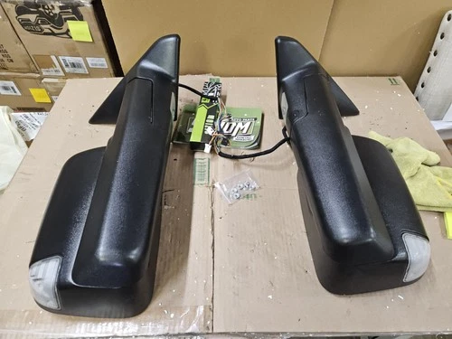 Used item Manual Flip Up Tow Mirrors For 09-18 Ram 1500 2500 3500 Power Heated