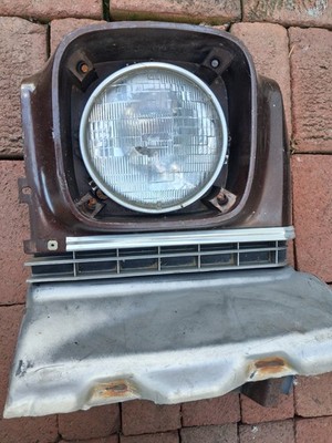 1973 CHEVELLE MALIBU ELCAMINO FRONT LEFT FENDER EXTENSION BEZEL BUMPER FILLER 