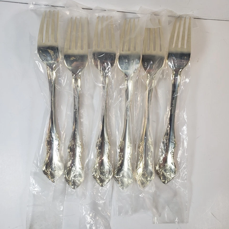 RSVP TG RXV2 Indonesia Flatware Gold Electroplate 6 Dinner Forks - Image 2 of 4