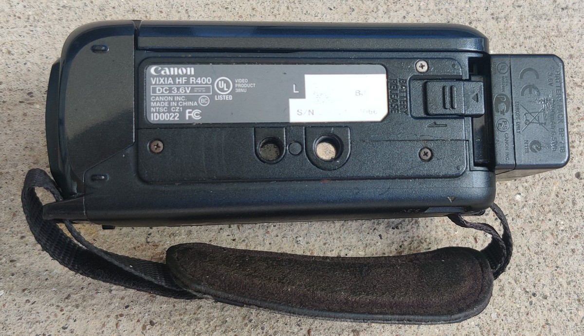 Canon VIXIA HF R400 HD 53x Advanced Zoom Camcorder - Black