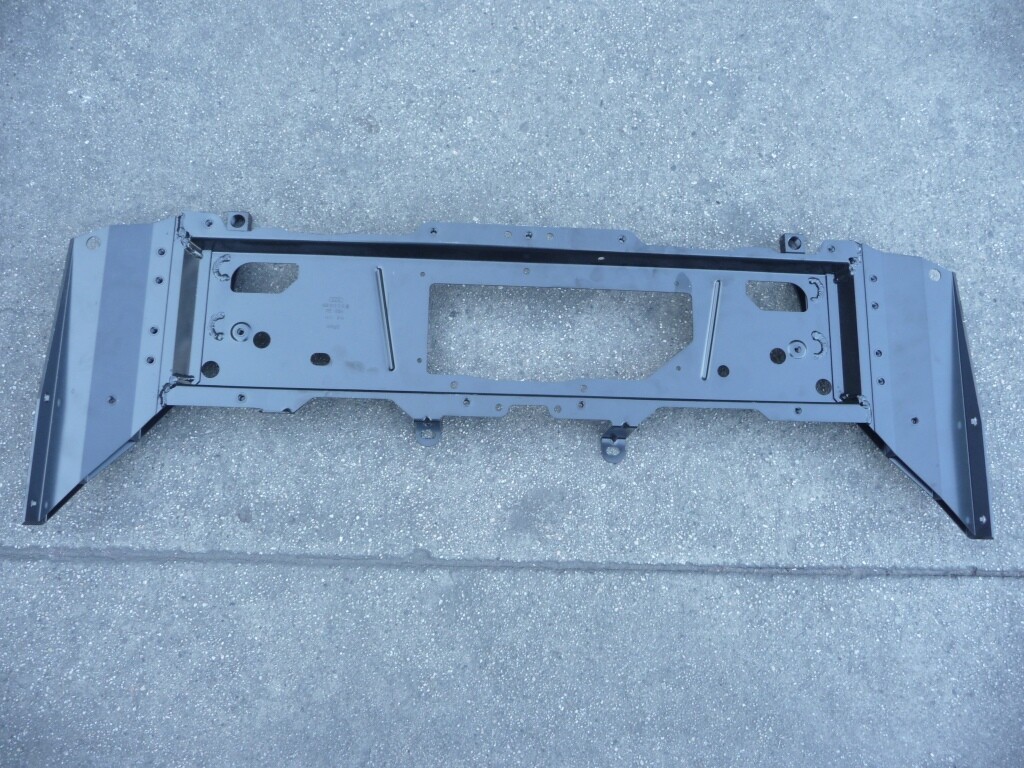 2017-2019 Audi R8 Rear Fastening Mount Bracket Beam 4S9813335 4S8813219G OEM NEW