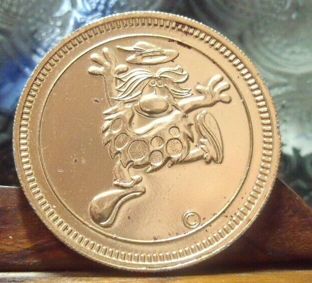 MAGIC MOUNTAIN AMUSEMENT PARK THE COLOSSUS ROLLER COASTER VTG