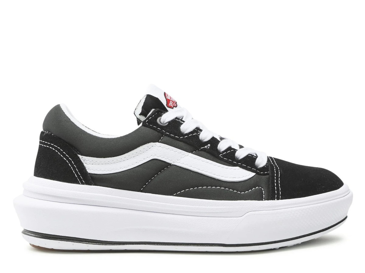 Кроссовки Vans Herrenschuhe VN0A7Q5EBA21 UA OLD SKOOL OVERT CC Schwarz 17590₽